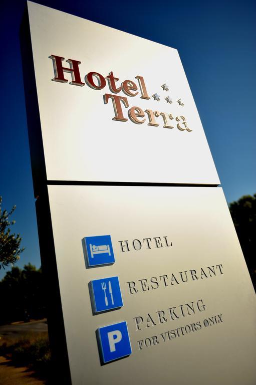 Hotel Terra Novalja Exterior photo